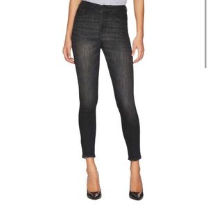 🖤NWT GOOD AMERICAN GOOD LEGS BLACK JEANS SIZE 2/26🖤